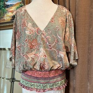 MELLODAY Paisley V-Neck Blouse with Smocked Hem